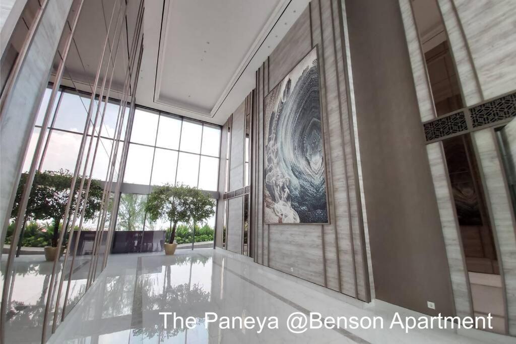 סוראבאיה The Paneya @Benson Apartment מראה חיצוני תמונה