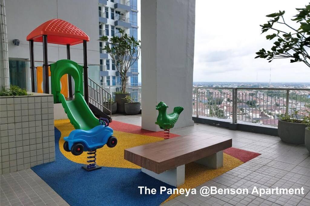 סוראבאיה The Paneya @Benson Apartment מראה חיצוני תמונה